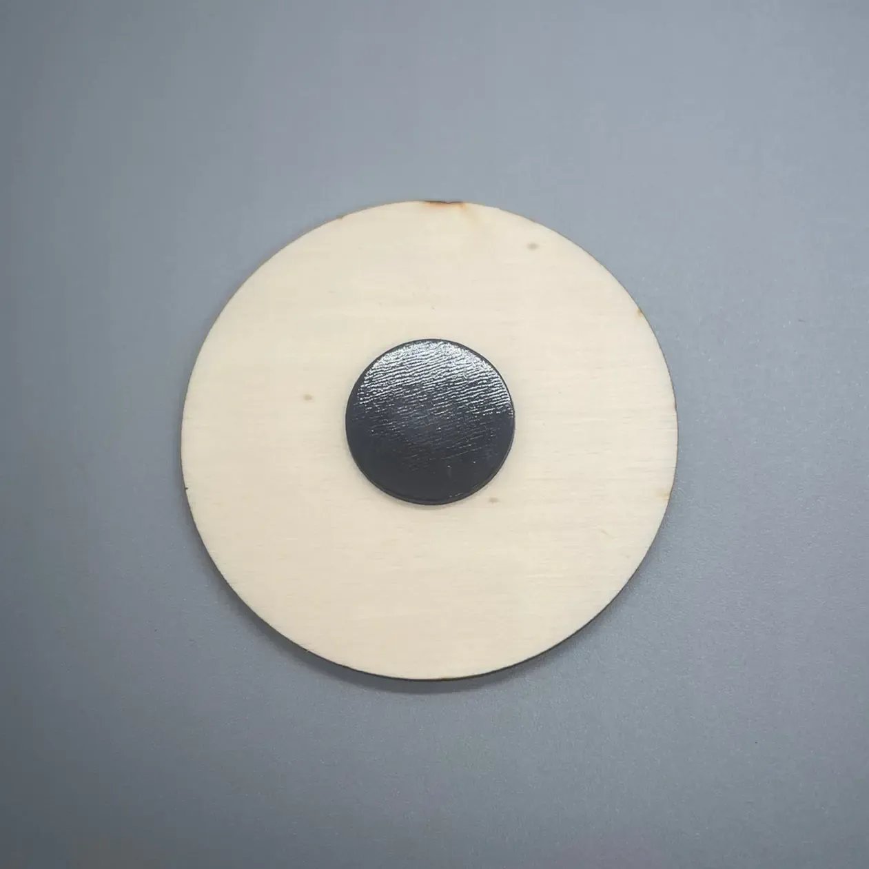 Magnet Annonce Grossesse "Bientôt Mamie" - Gravure laser Naissance Roussillon-Creations-Tautavel-66