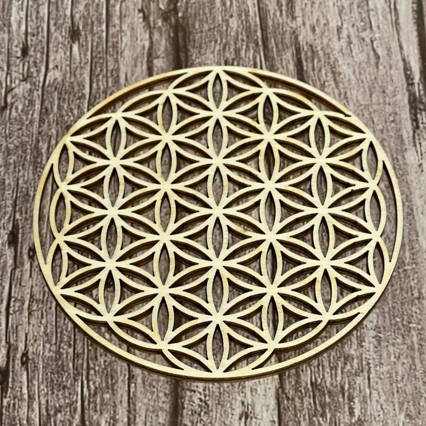Fleur de Vie en bois–10 cm–Décoration artisanale gravée au laser