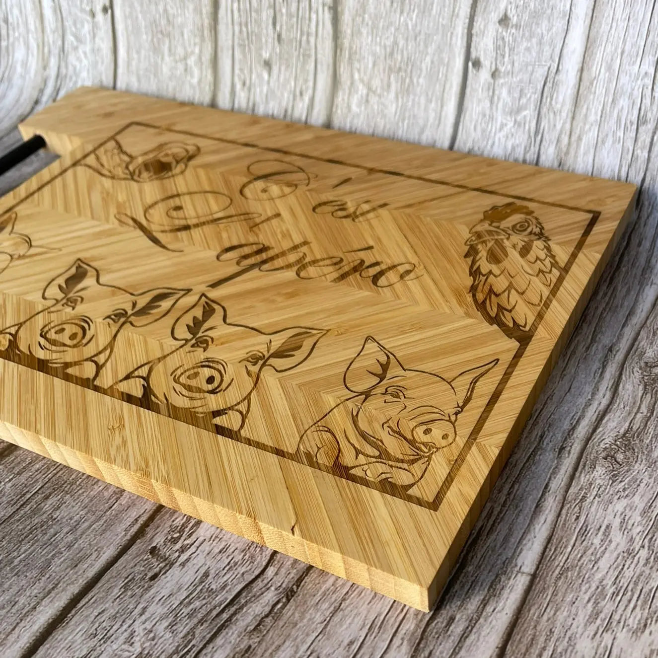 Planche à découper en bambou gravée – C’est l’Apéro ROUSSILLON CRÉATIONS