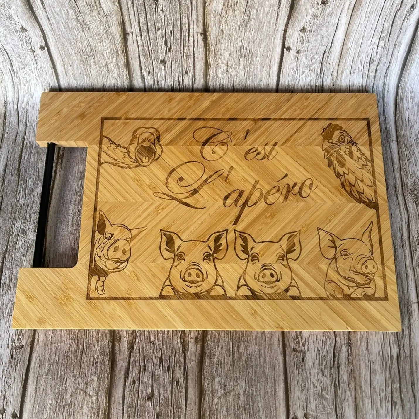 Planche à découper en bambou gravée – C’est l’Apéro ROUSSILLON CRÉATIONS