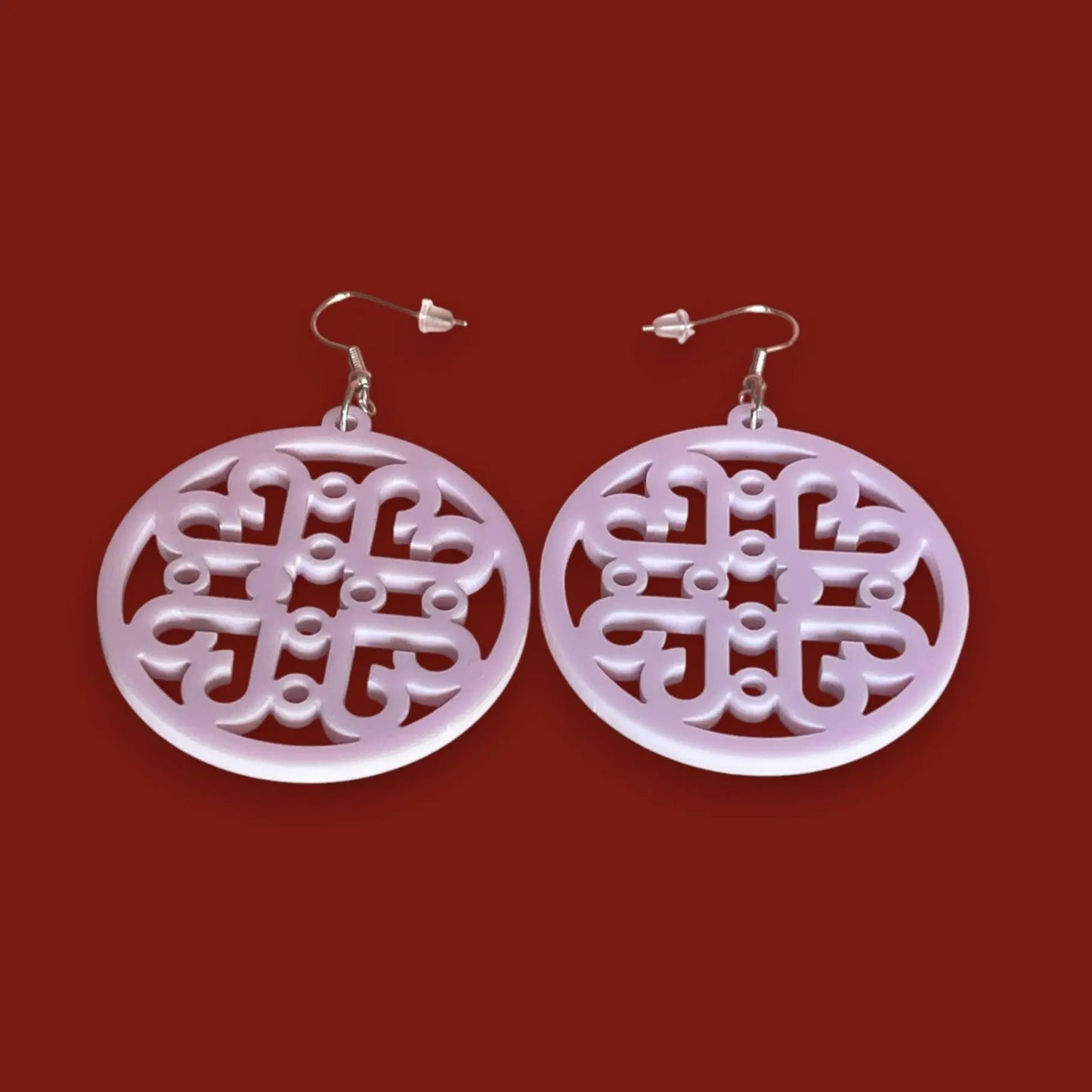 Boucles d'oreilles "Médaillon Cœurs" — Acrylique Rose Pâle Pastel ROUSSILLON CRÉATIONS