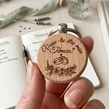 Porte-clés Bois Gravé – Veux-tu être mon Témoin ? Mariage Roussillon-Creations-Tautavel-66