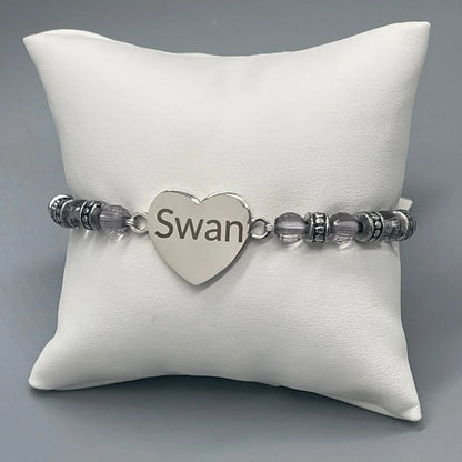 Bracelet Cœur Personnalisé en Perles Grises - Gravure Laser ROUSSILLON CRÉATIONS