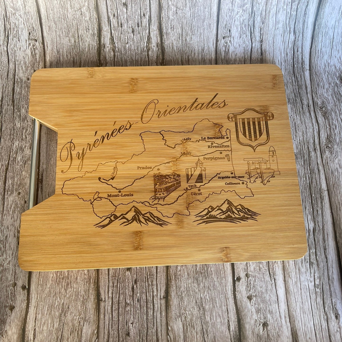 Planche à Découper en Bambou "Pyrénées Orientales" - Gravure Laser