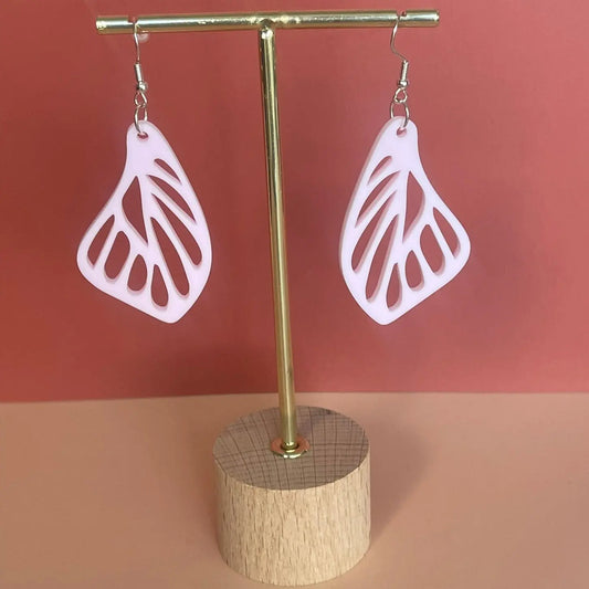 Boucles d’oreilles "Aile de Papillon" — Acrylique Rose Pâle Pastel ROUSSILLON CRÉATIONS