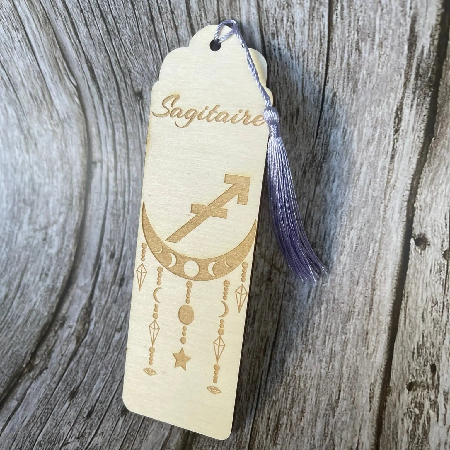 Marque-page astrologique Sagittaire en bois gravé – Signe du zodiaque ♐ ROUSSILLON CRÉATIONS