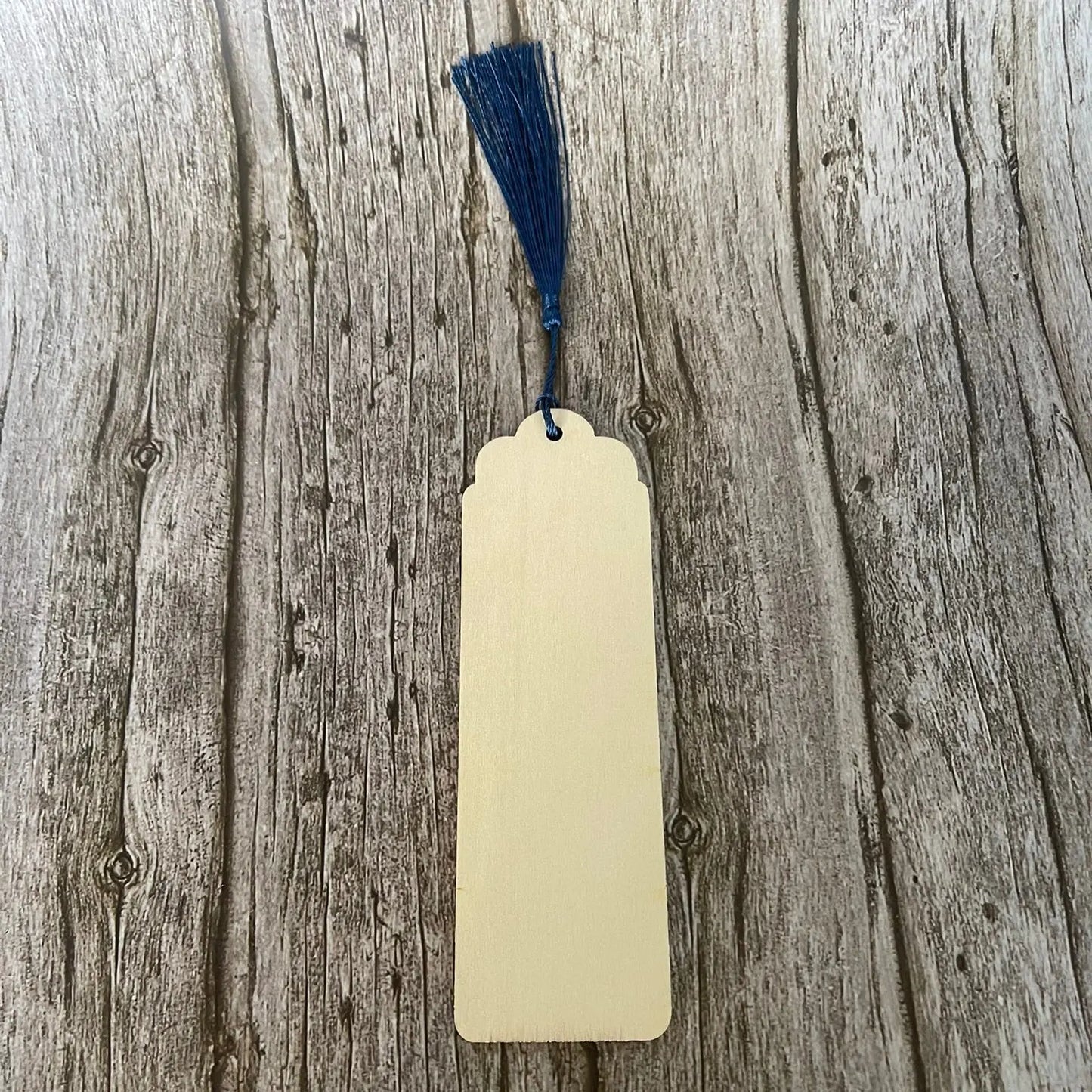 Marque-page astrologique Vierge en bois gravé – Signe du zodiaque ♍ ROUSSILLON CRÉATIONS