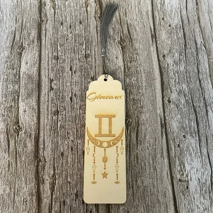 Marque-page astrologique Gémeaux en bois gravé – Signe du zodiaque ♊ - ROUSSILLON CRÉATIONS