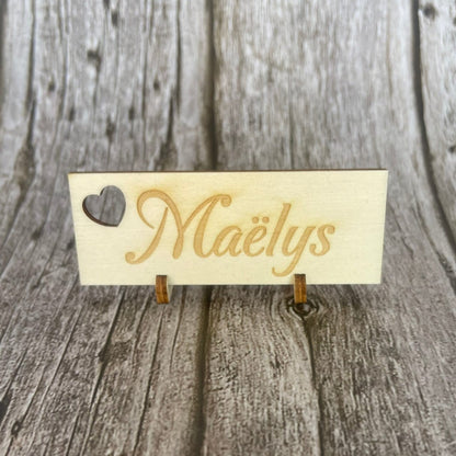 Marque-place Bois Personnalisé – Prénom Gravé & Cœur Découpé Mariage Personnalisable Roussillon-Creations-Tautavel-66