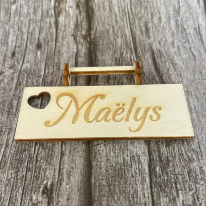 Marque-place Bois Personnalisé – Prénom Gravé & Cœur Découpé Mariage Personnalisable Roussillon-Creations-Tautavel-66