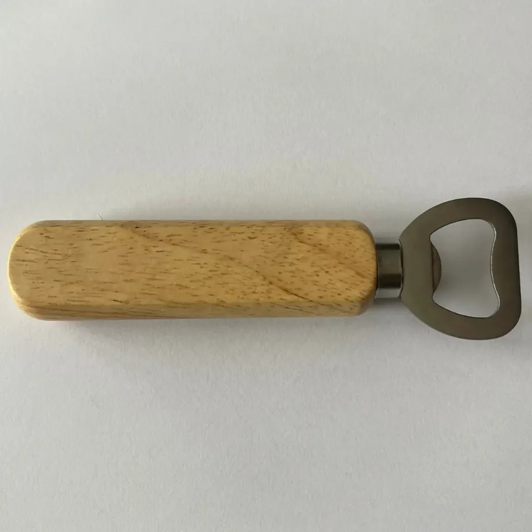Décapsuleur personnalisé en bois – Cadeau homme, EVG, Fête des Pères Décapsuleur personnalisé Roussillon-Creations-Tautavel-66