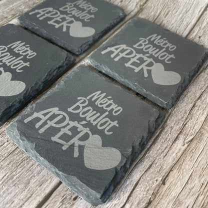 Design humour citation travail et apéro sur dessous de verre en ardoise