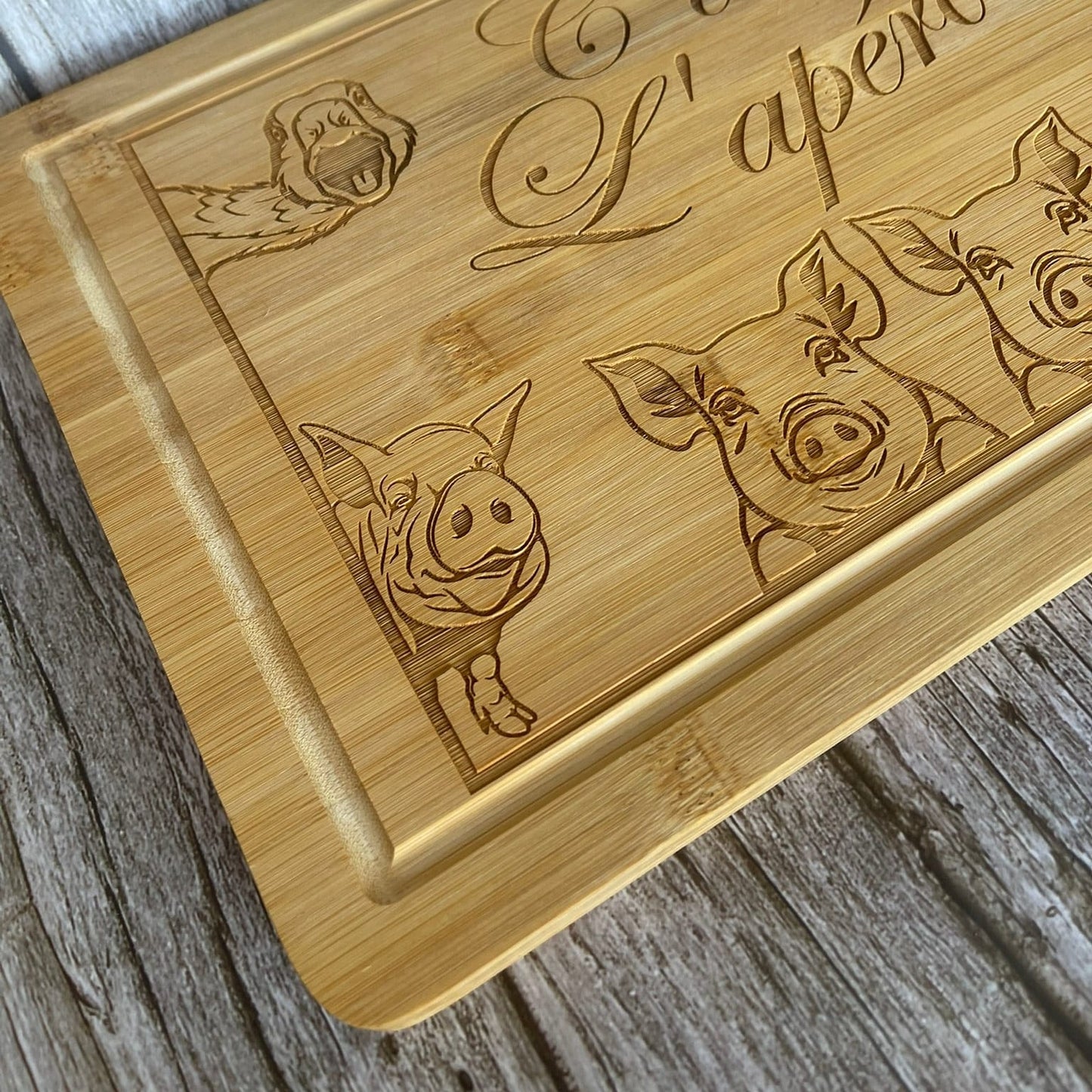 Planche à découper bambou gravée "C'est L'apéro" – Cadeau apéro humour fabriqué en France Planche à découper / planche apéro Roussillon-Creations-Tautavel-66