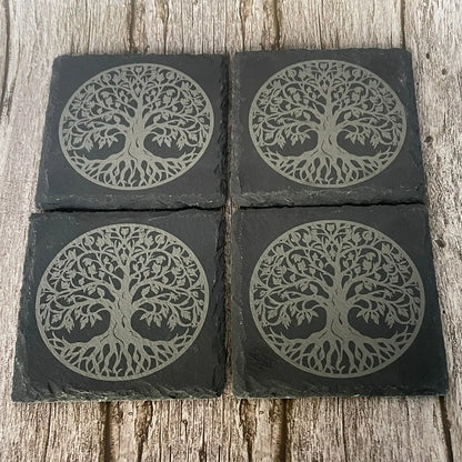Lot de 4 Sous-Verres en Ardoise Gravée – Motif Arbre de Vie avec Boîte en Bois ROUSSILLON CRÉATIONS
